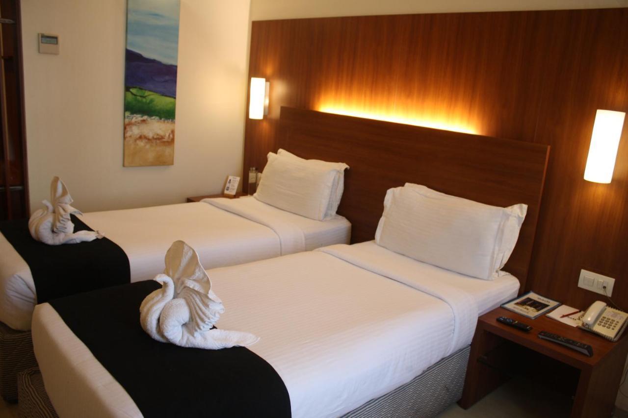 Orbett Hotel Pune Zewnętrze zdjęcie