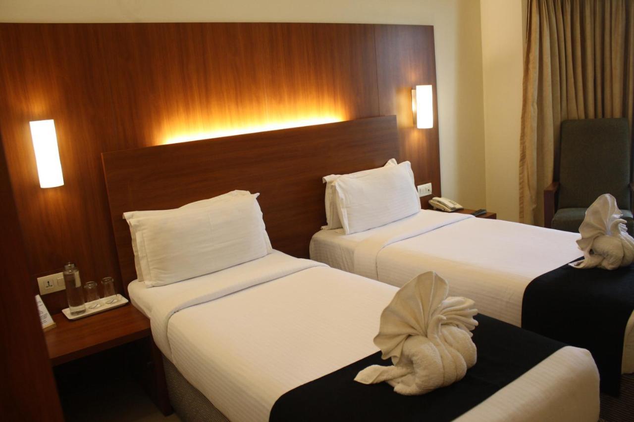 Orbett Hotel Pune Zewnętrze zdjęcie