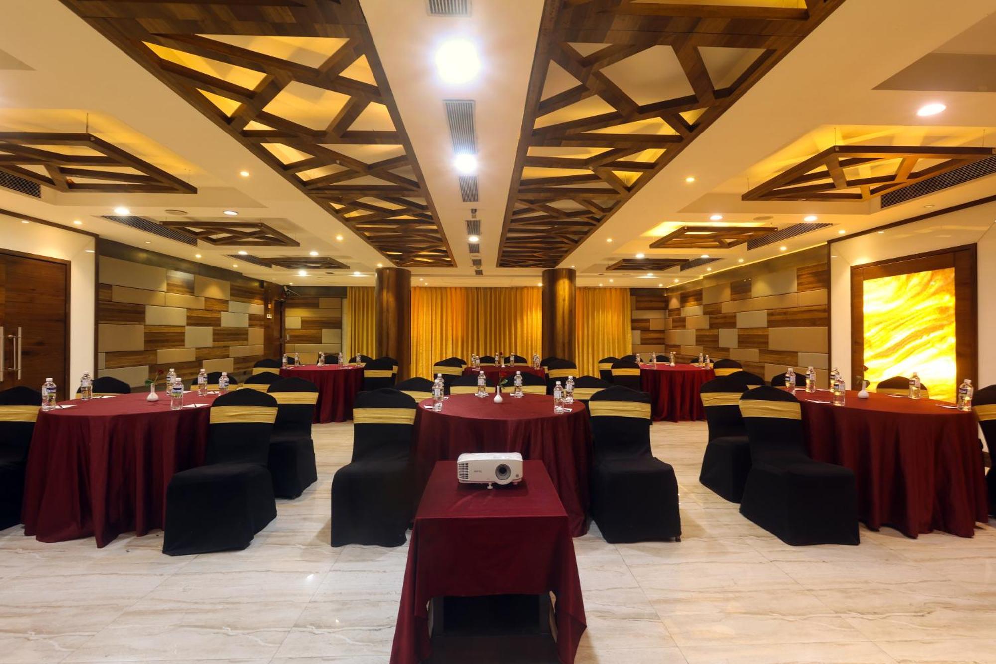 Orbett Hotel Pune Zewnętrze zdjęcie