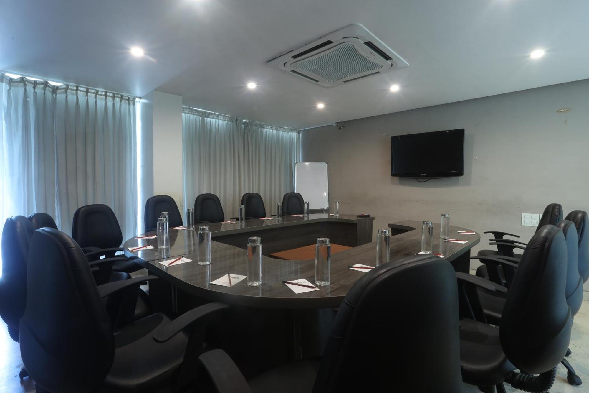 Orbett Hotel Pune Zewnętrze zdjęcie