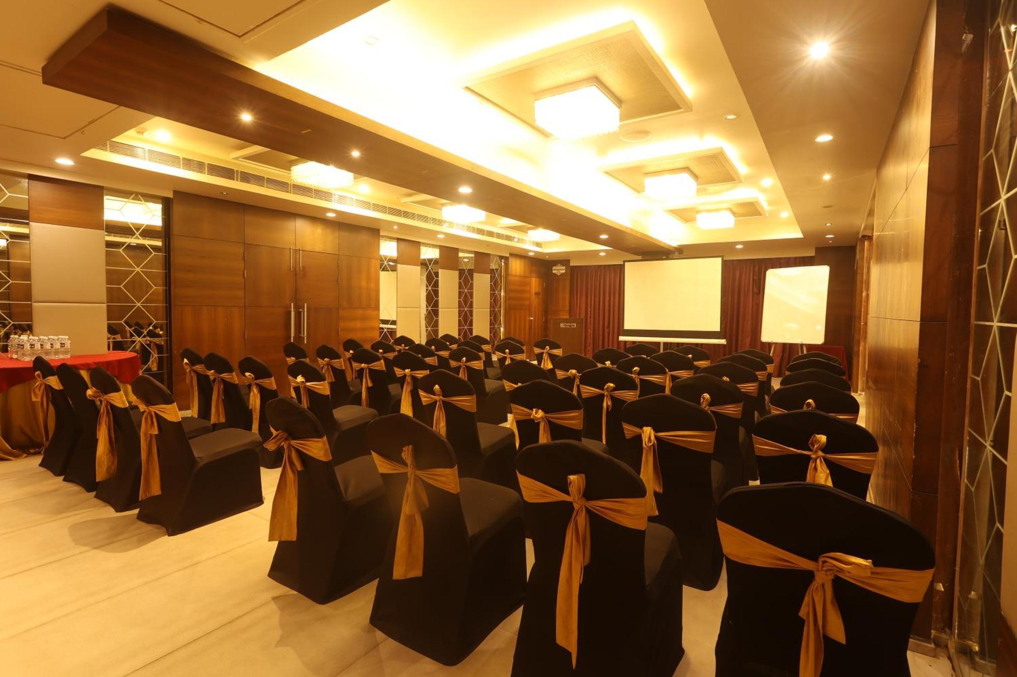 Orbett Hotel Pune Zewnętrze zdjęcie