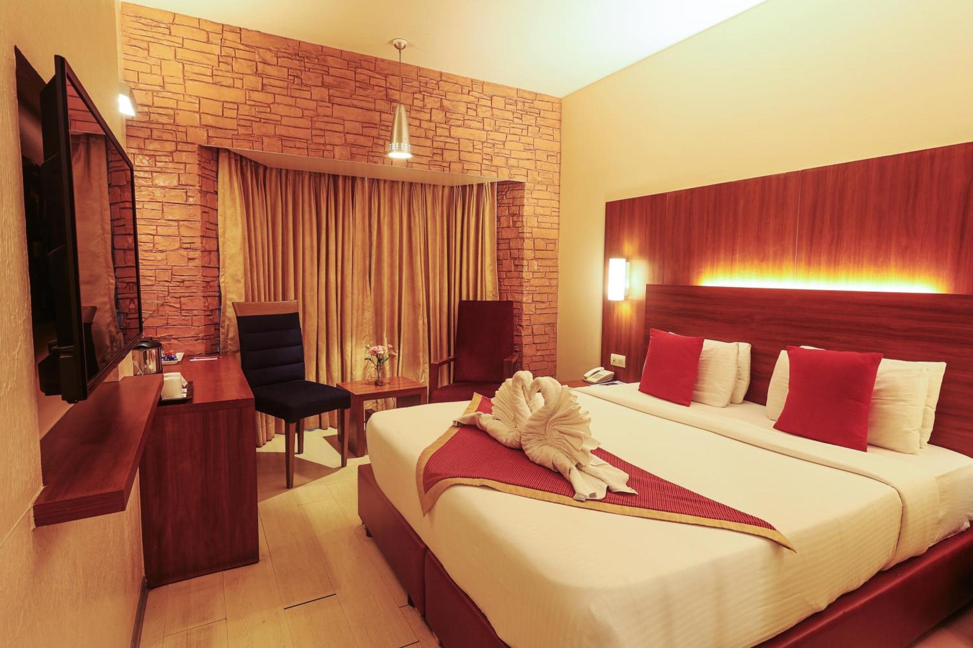 Orbett Hotel Pune Zewnętrze zdjęcie
